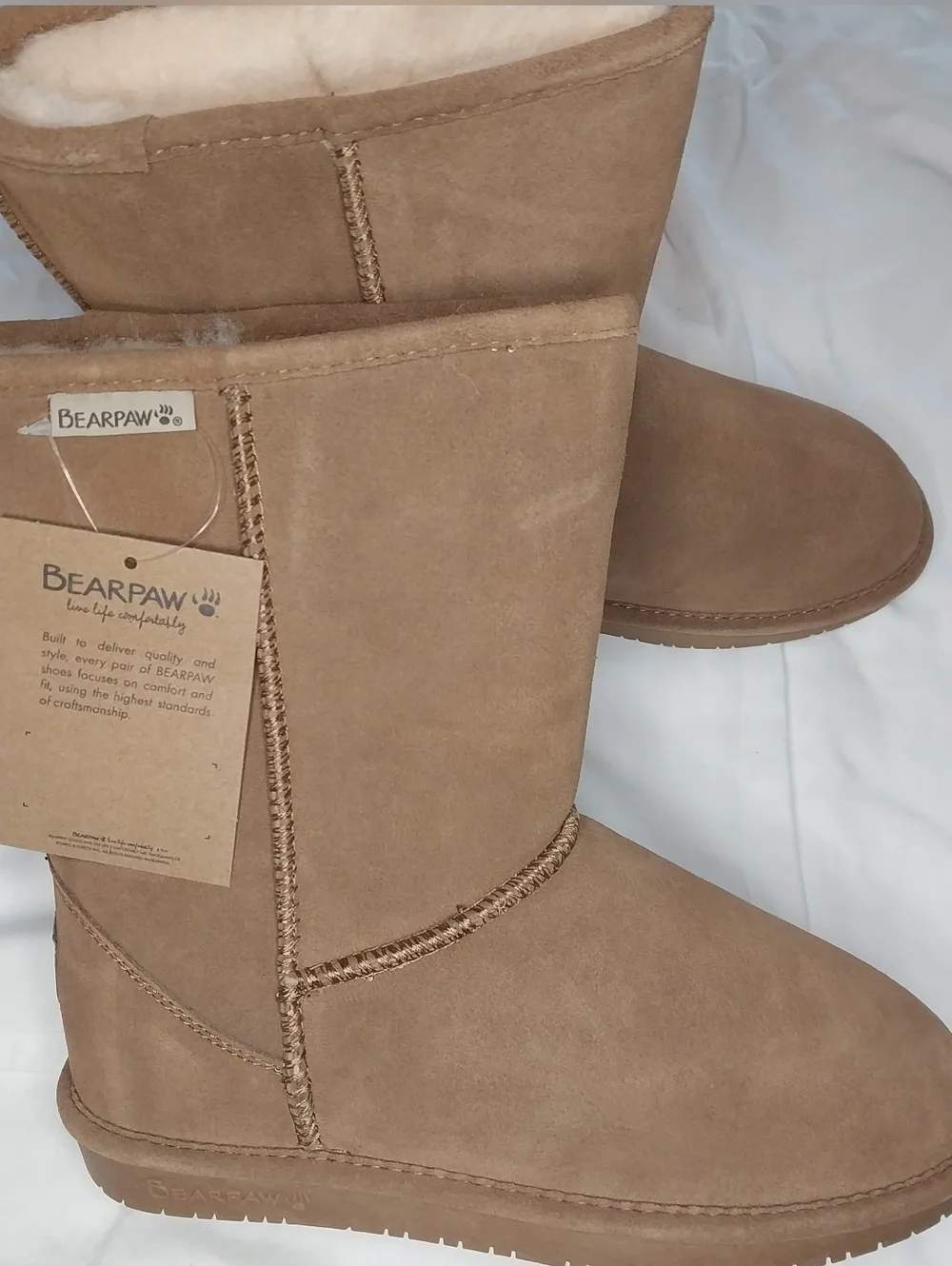 BearPaw Classic Emma Short In Hickory NWT